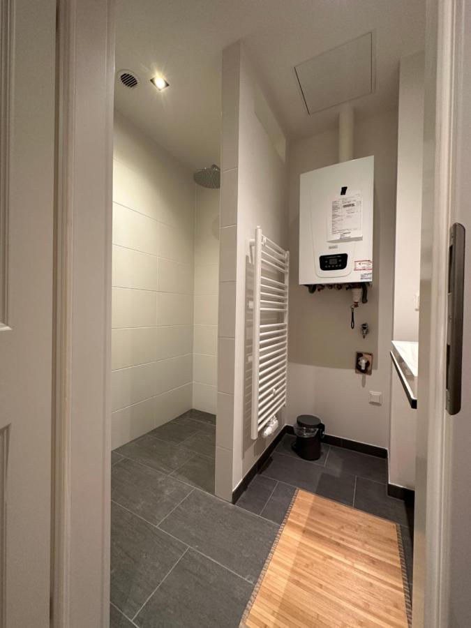 Lion'S Rooms N Apartments Вена Экстерьер фото