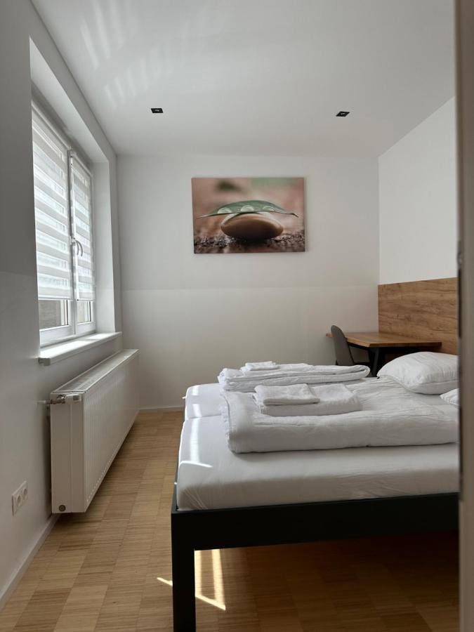 Lion'S Rooms N Apartments Вена Экстерьер фото
