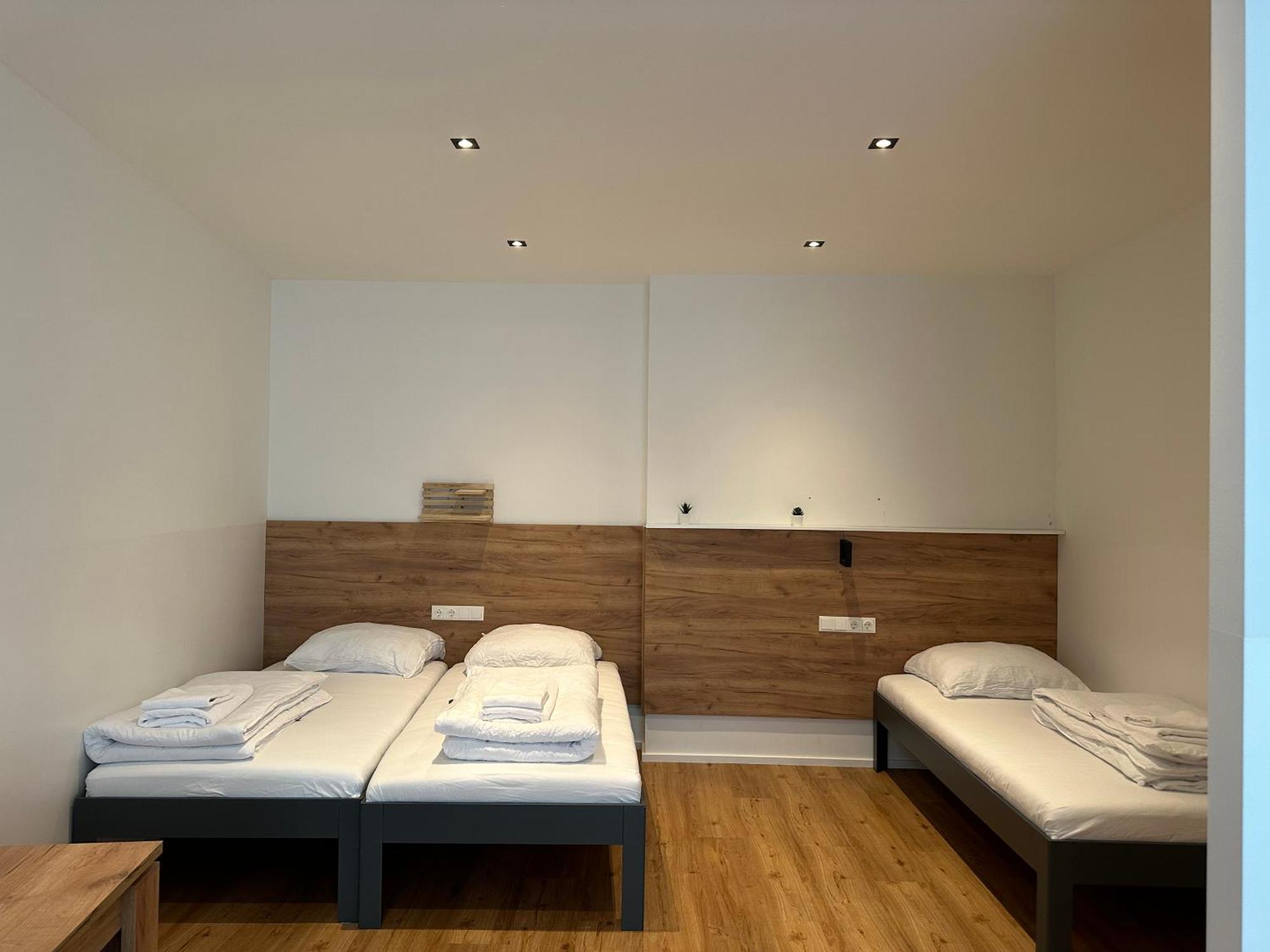 Lion'S Rooms N Apartments Вена Экстерьер фото